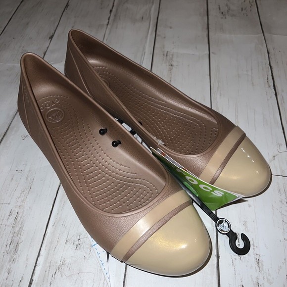 CROCS Shoes - Crocs Cap Toe Bronze/Gold Flat Shoes Women’s Size 10 NWT